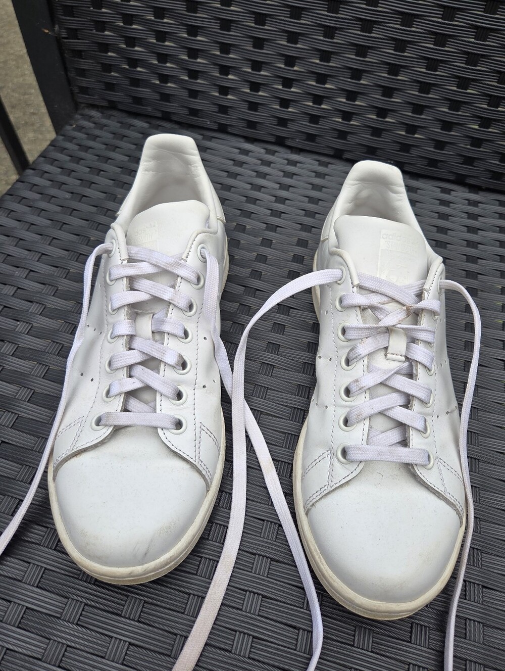 White ADIDAS Stan Smith Sneakers - Classic Low-Top UNISEX